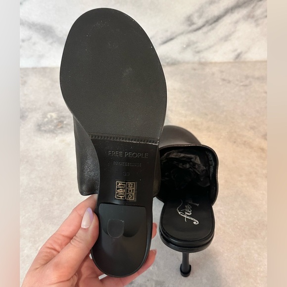 Free People New in Box Women's Leila Black Heeled Mules- Size 39 - Picture 8 of 12